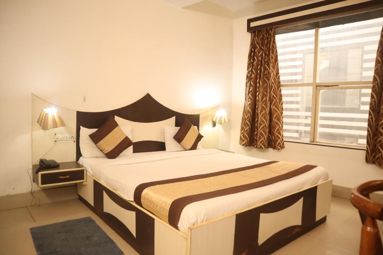 Hotel India International Нью-Дели Экстерьер фото