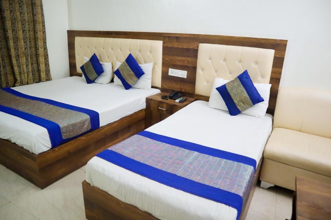 Hotel India International Нью-Дели Экстерьер фото